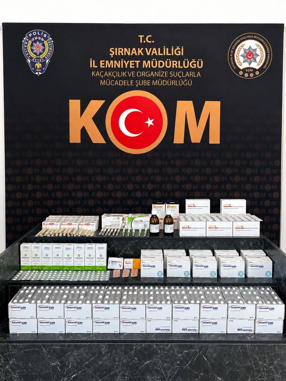 ŞIRNAK'IN CİZRE VE SİLOPİ İLÇELERİNDE GERÇEKLEŞTİRİLEN OPERASYONLARDA PİYASA DEĞERİ YAKLAŞIK 2...