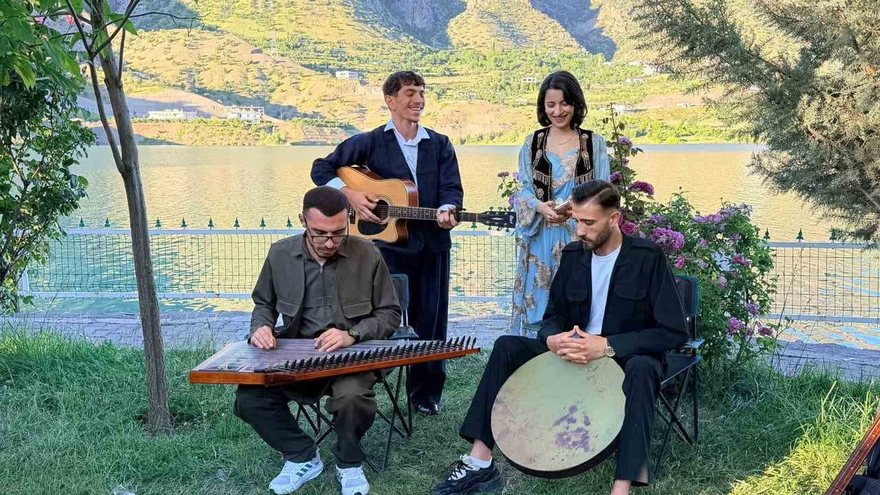 ŞIRNAK’IN ULUDERE İLÇESİNDE GOYİ AŞİRETİNCE BU YIL 3’ÜNCÜSÜ GERÇEKLEŞTİRİLEN GOYİ DENGBEJ...