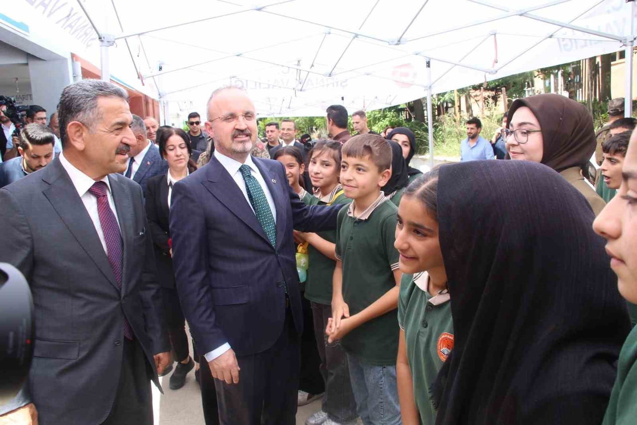 ŞIRNAK MERKEZE BAĞLI KUMÇATI BELDESİNDE AÇILAN ŞEHİT AYBÜKE YALÇIN KÜTÜPHANESİ'NDE KONUŞAN...