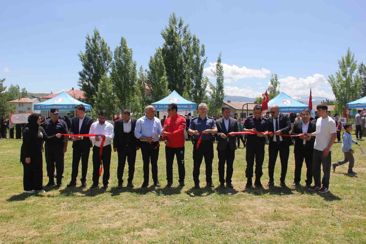 SİVAS'IN ZARA İLÇESİNDE ÇEVREME DUYARLIYIM, DEĞERLERİME SAHİP ÇIKIYORUM PROJESİ’NİN YILSONU...