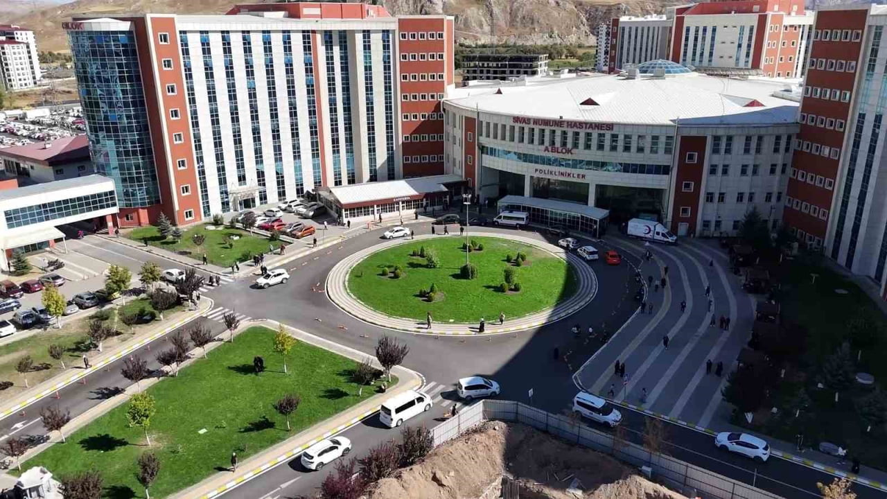 SİVAS NUMUNE HASTANESİNDE SAĞLIK HİZMETLERİNİN KALİTESİNİ ARTIRMAK VE HASTA MEMNUNİYETİNİ...