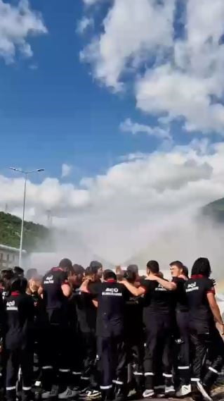 SİVİL SAVUNMA VE İTFAİYECİLİK PROGRAMI'NDAN MEZUN OLAN 50 ÖĞRENCİ, GELENEKSEL HALE GELEN TAZYİKLİ...