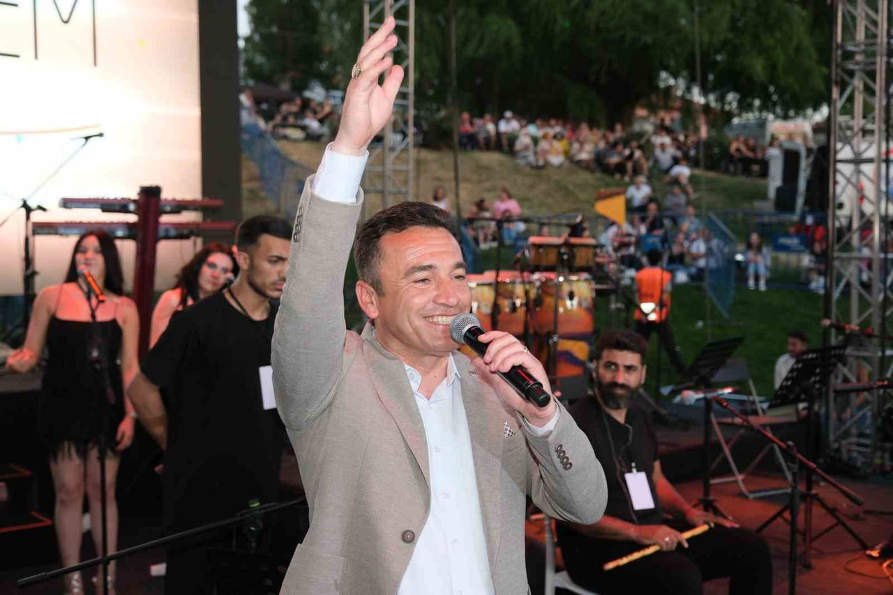 SİVRİHİSAR BELEDİYE BAŞKANI HABİL DÖKMECİ