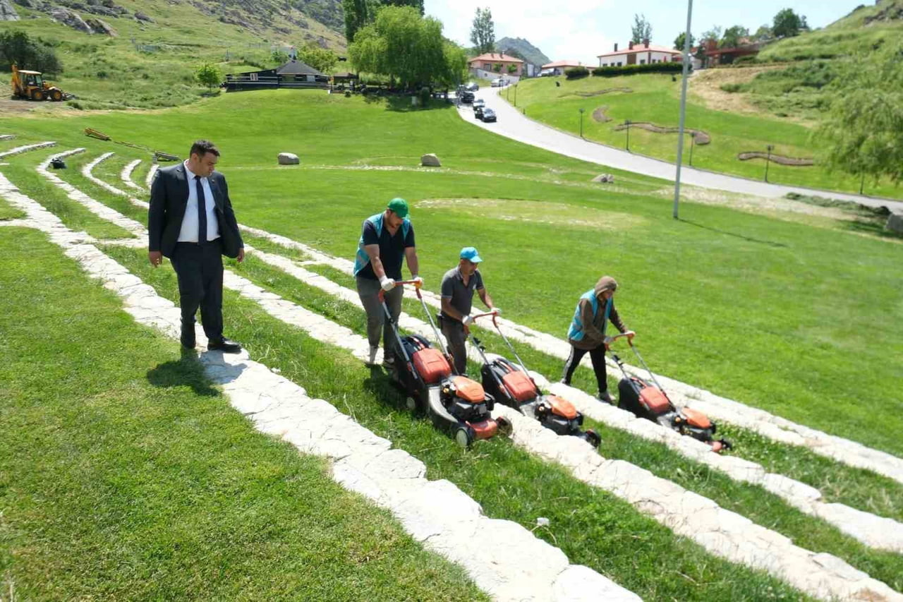 SİVRİHİSAR’DA BU YIL 29 HAZİRAN İLE 6 TEMMUZ TARİHLERİ ARASINDA GERÇEKLEŞTİRİLECEK OLAN...