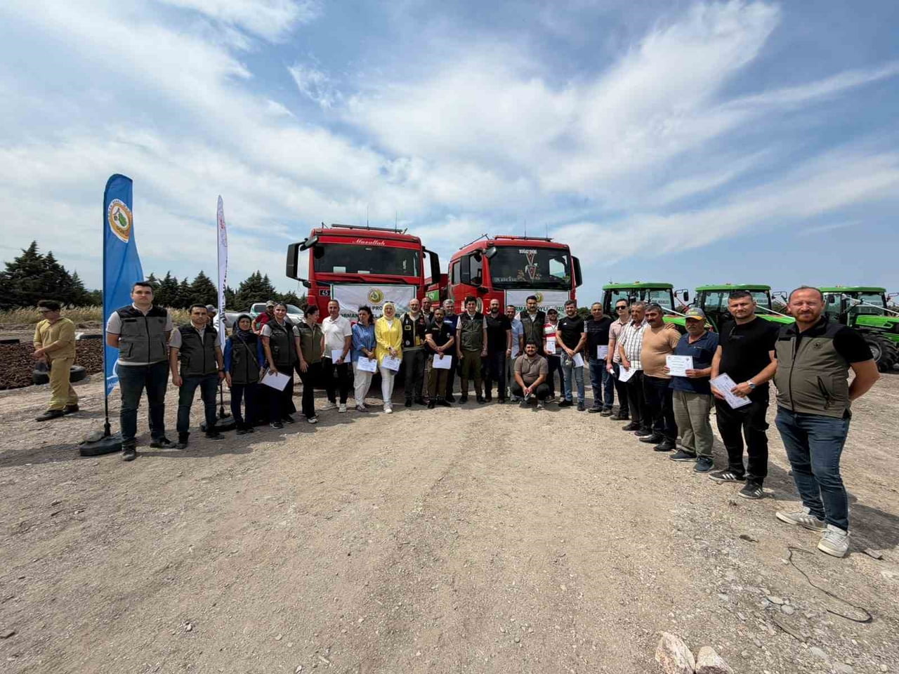 SOMA’DA ORMAN YANGINLARIYLA MÜCADELEDE FEDAKARCA GÖREV YAPAN SOMA DOĞA SPORLARI VE ARAMA KURTARMA...