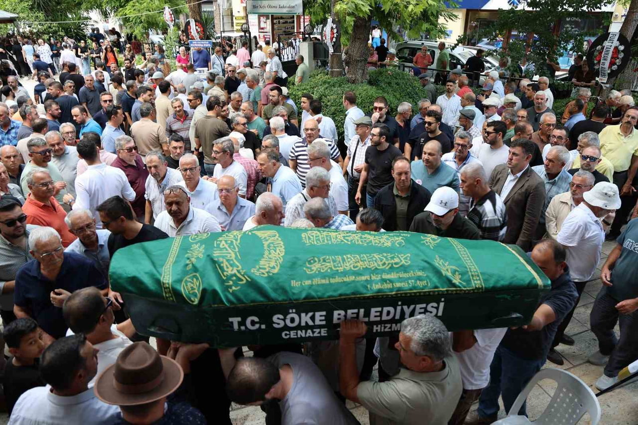 SON YOLCULUĞUNA UĞURLANDI