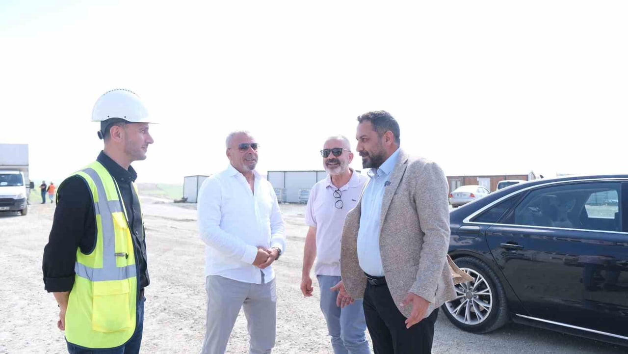 SORGUN BELEDİYE BAŞKANI ERKUT EKİNCİ, YAPIMI DEVAM EDEN VE BÖLGENİN ULAŞIM ALTYAPISINA BÜYÜK İVME...