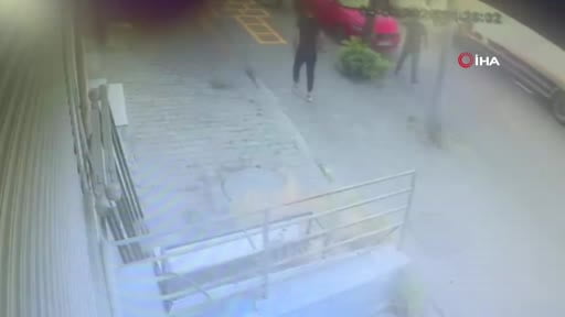 Sultangazi'de kazanın ardından kavga çıktı, yaralanan şahıs hayatını kaybetti: Kavga anları...