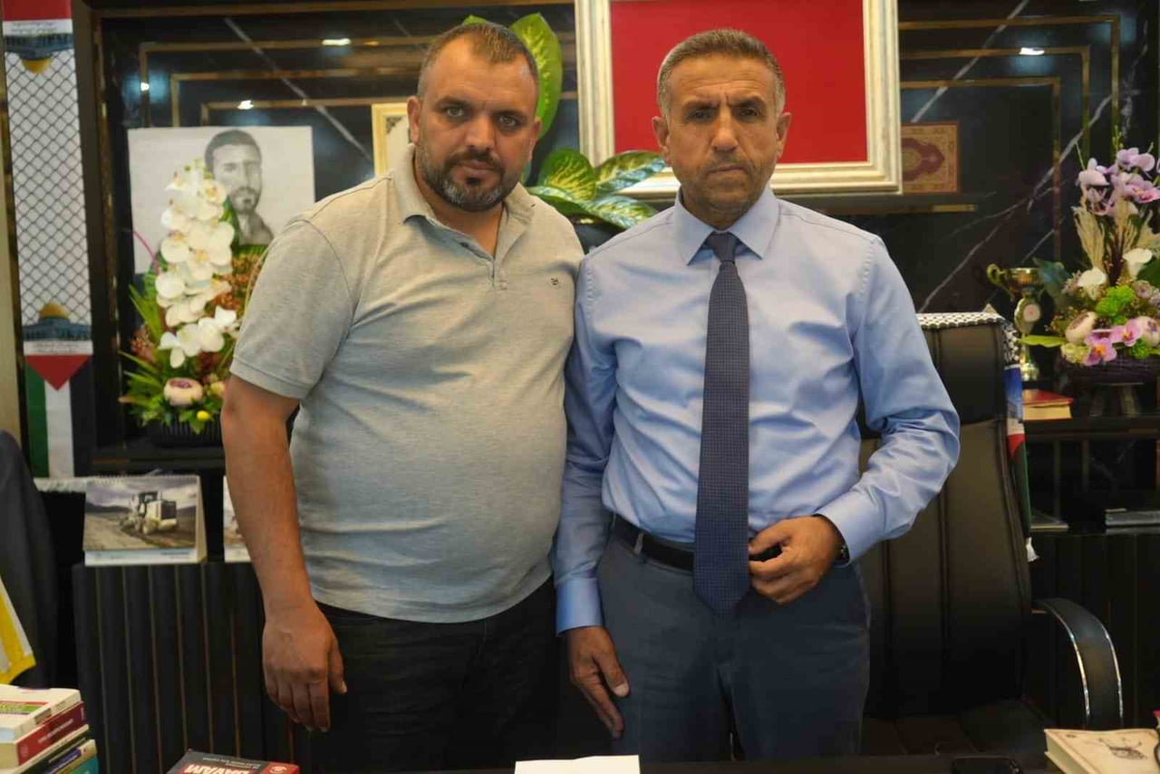SUNGU BELEDİYE BAŞKANI BURHAN SAYILGAN (SAĞDA) VE YAPIMCI YÖNETMEN FIRAT EREZ (SOLDA)