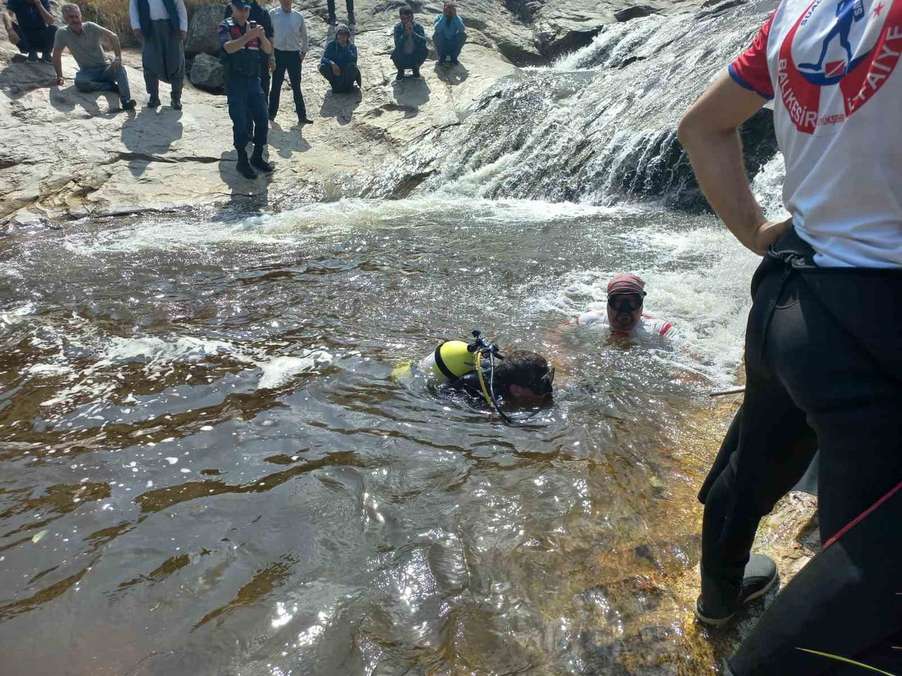 SUSURLUK'TA KAYIP OLARAK ARANAN ŞAHSIN CANSIZ BEDENİNE ULAŞILDI