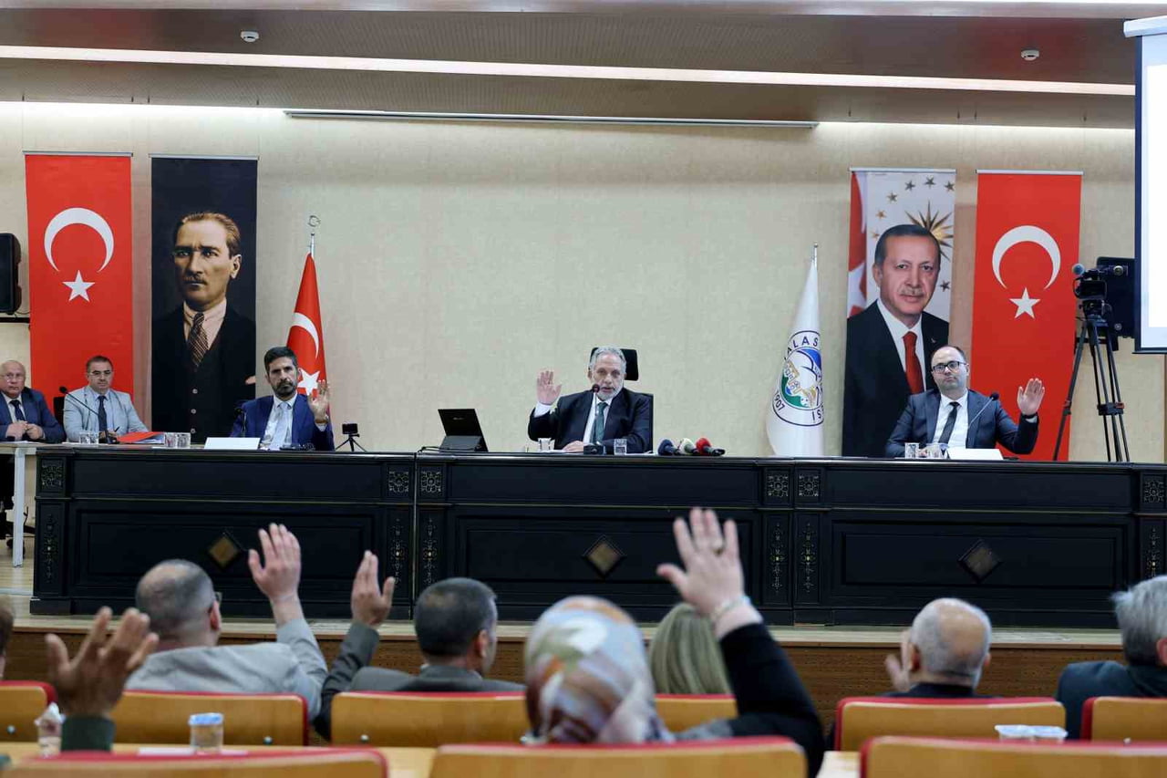 TALAS BELEDİYESİ HAZİRAN AYI MECLİS TOPLANTISI, İLÇENİN GELECEĞİNE YÖN VERECEK ÖNEMLİ KARARLARIN...
