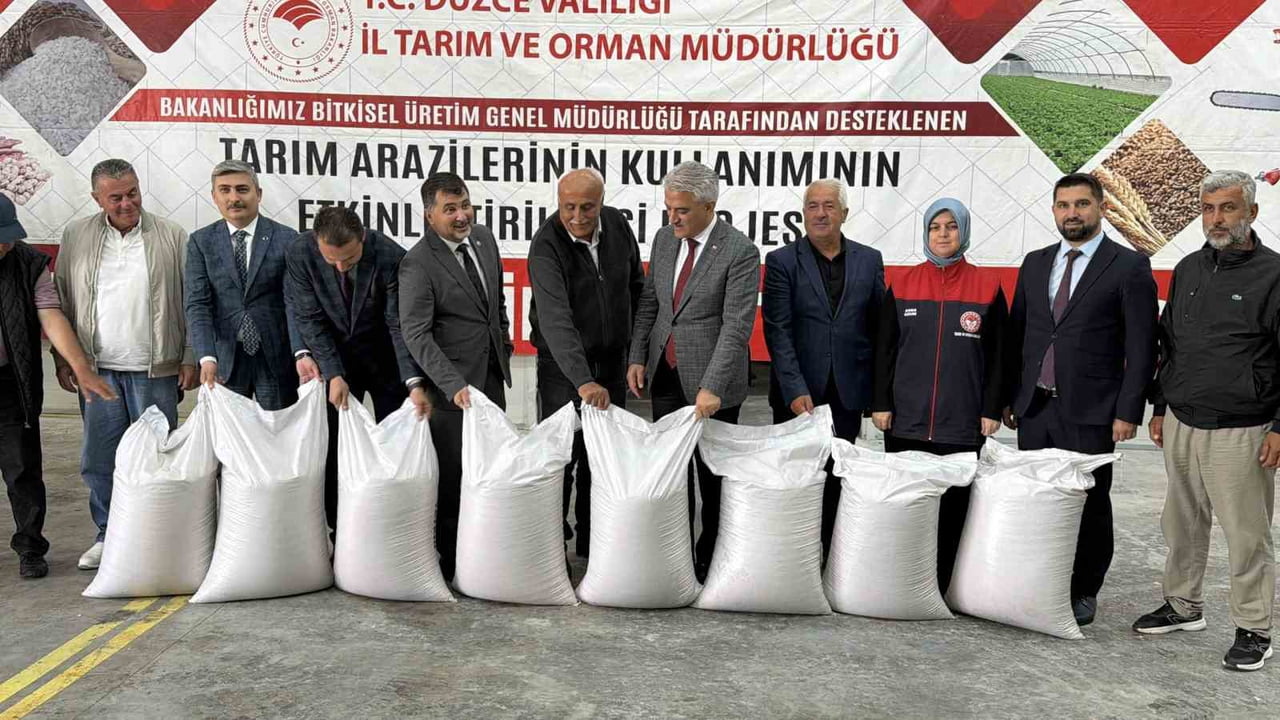 TARIM VE ORMAN BAKANLIĞI DESTEKLERİYLE YÜRÜTÜLEN PROJE KAPSAMINDA DÜZCE’DE 82 ÇİFTÇİYE YAKLAŞIK 50...