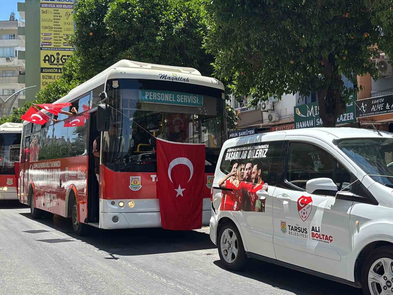 TARSUS BELEDİYESİ, 2026 FIFA DÜNYA KUPASI YOLUNDA A MİLLİ FUTBOL TAKIMI'NA DESTEK AMACIYLA...