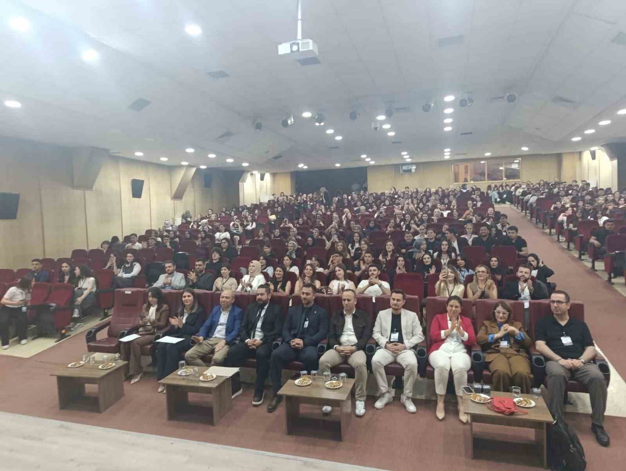 TAVŞANLI’DA SAĞLIK VE TEKNOLOJİ KONGRESİ