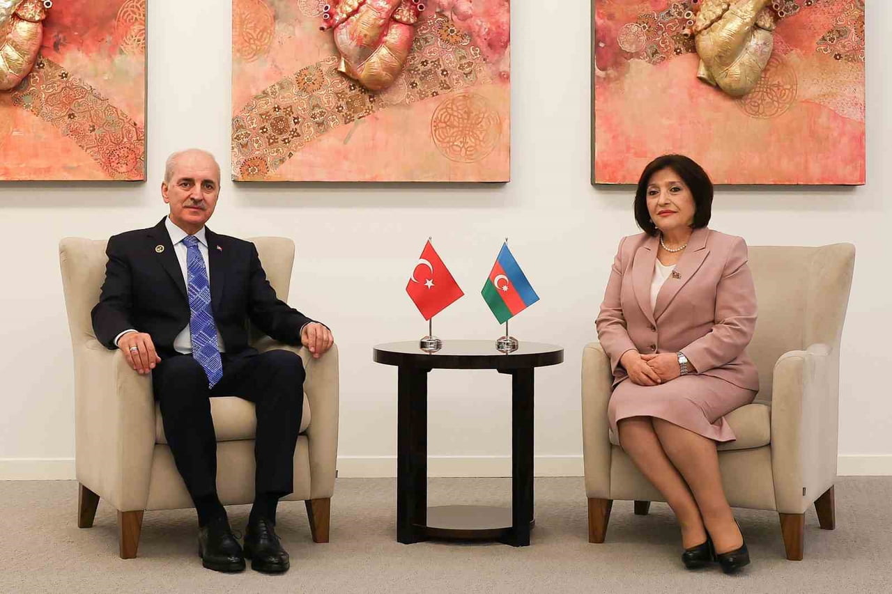 TBMM BAŞKANI NUMAN KURTULMUŞ, BAKÜ'DE AZERBAYCAN MİLLİ MECLİSİ BAŞKANI SAHİBA GAFAROVA İLE BİR...