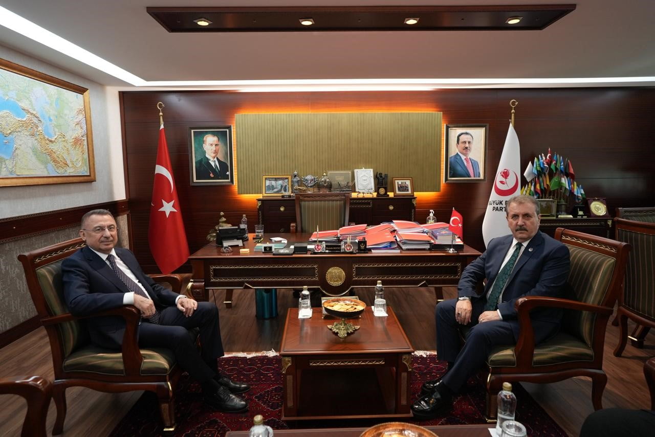 TBMM DIŞİŞLERİ KOMİSYONU BAŞKANI VE AK PARTİ ANKARA MİLLETVEKİLİ FUAT OKTAY, BÜYÜK BİRLİK PARTİSİ...