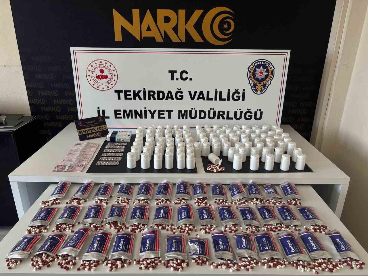 TEKİRDAĞ'DA ZEHİR TACİRLERİNE YÖNELİK DÜZENLENEN OPERASYON