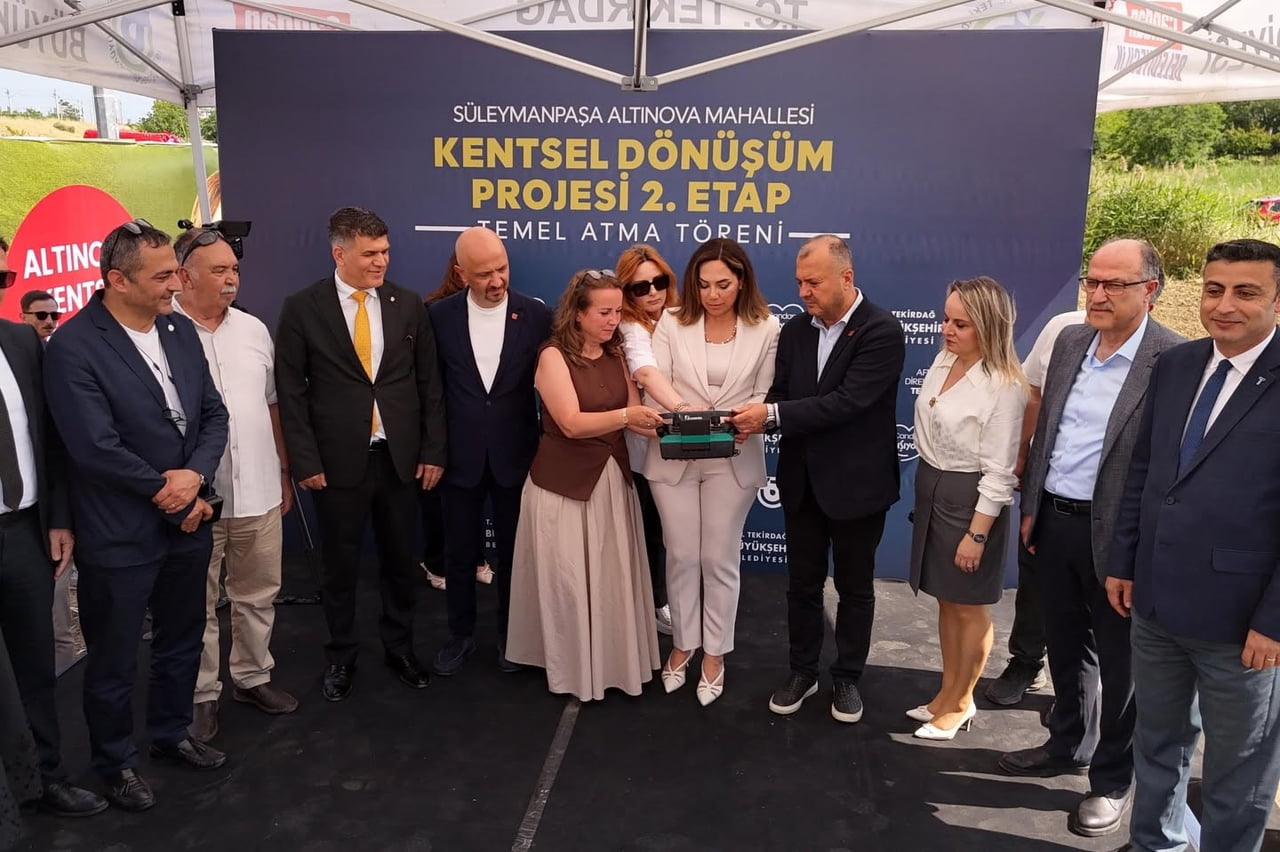 TEKİRDAĞ BÜYÜKŞEHİR BELEDİYE BAŞKANI DR. CANDAN YÜCEER, TÖRENDE YAPTIĞI KONUŞMADA GÖREVE GELİR...
