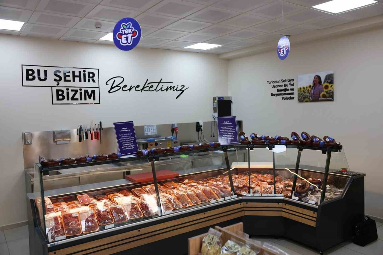 TEKİRDAĞ BÜYÜKŞEHİR BELEDİYESİNİN SOSYAL BELEDİYECİLİK ANLAYIŞIYLA HAYATA GEÇİRDİĞİ TEK MARKET...