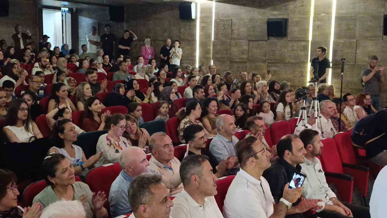 TEKİRDAĞ İL MİLLİ EĞİTİM MÜDÜRLÜĞÜN'CE "MİLLİ AİLE HAFTASI" KAPSAMINDA YAHYA KEMAL BEYATLI KÜLTÜR...
