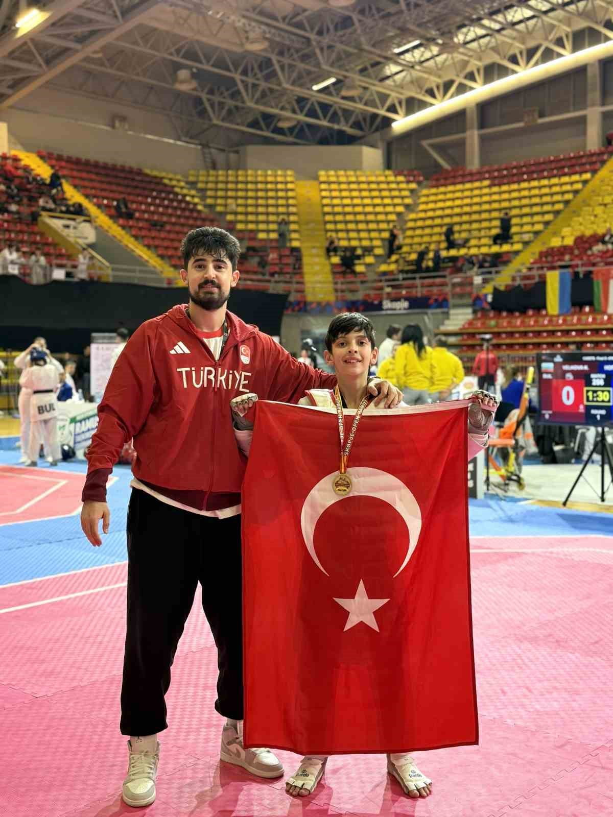 TEKVANDODA AVRUPA ÜÇÜNCÜSÜ TÜRKİYE’DE İSE BİRİNCİLİĞİ BULUNAN ANTRENÖR DOĞAN DEMİR, SAMSUN’DA...