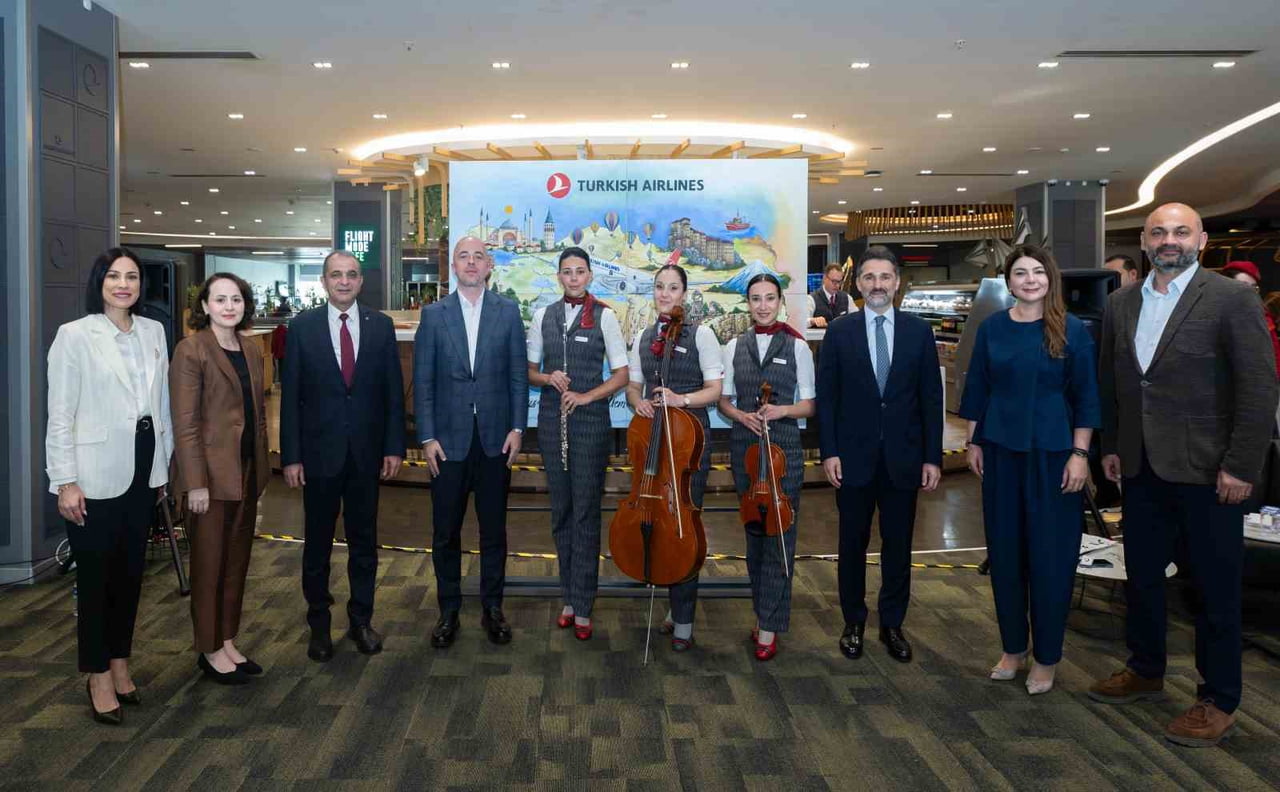 THY YÖNETİM KURULU BAŞKANI MURAT ŞEKER DÜNYA KABİN MEMURLARI GÜNÜNÜ KUTLADI