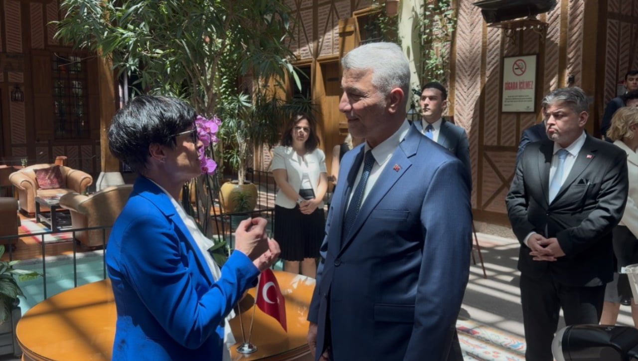 TİCARET BAKANI ÖMER BOLAT, AVRUPA BİRLİĞİ (AB) KOMİSYONU GENİŞLEMEDEN SORUMLU KOMİSERİ MARTA KOS...