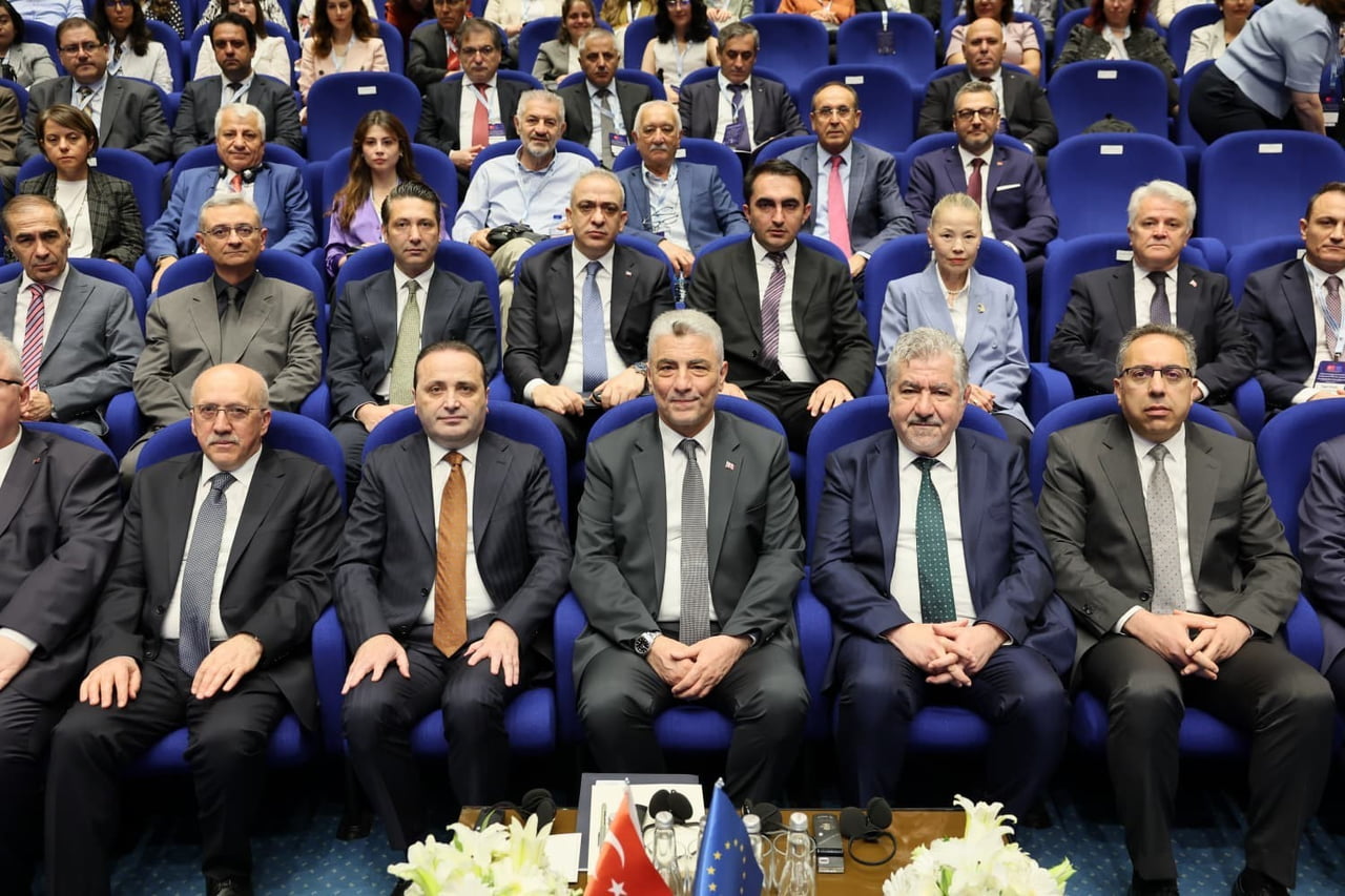 TİCARET BAKANI ÖMER BOLAT, BAKANLIĞI TARAFINDAN ÜRÜN GÜVENLİĞİ HAFTASI AÇILIŞ KONFERANSI'NA...