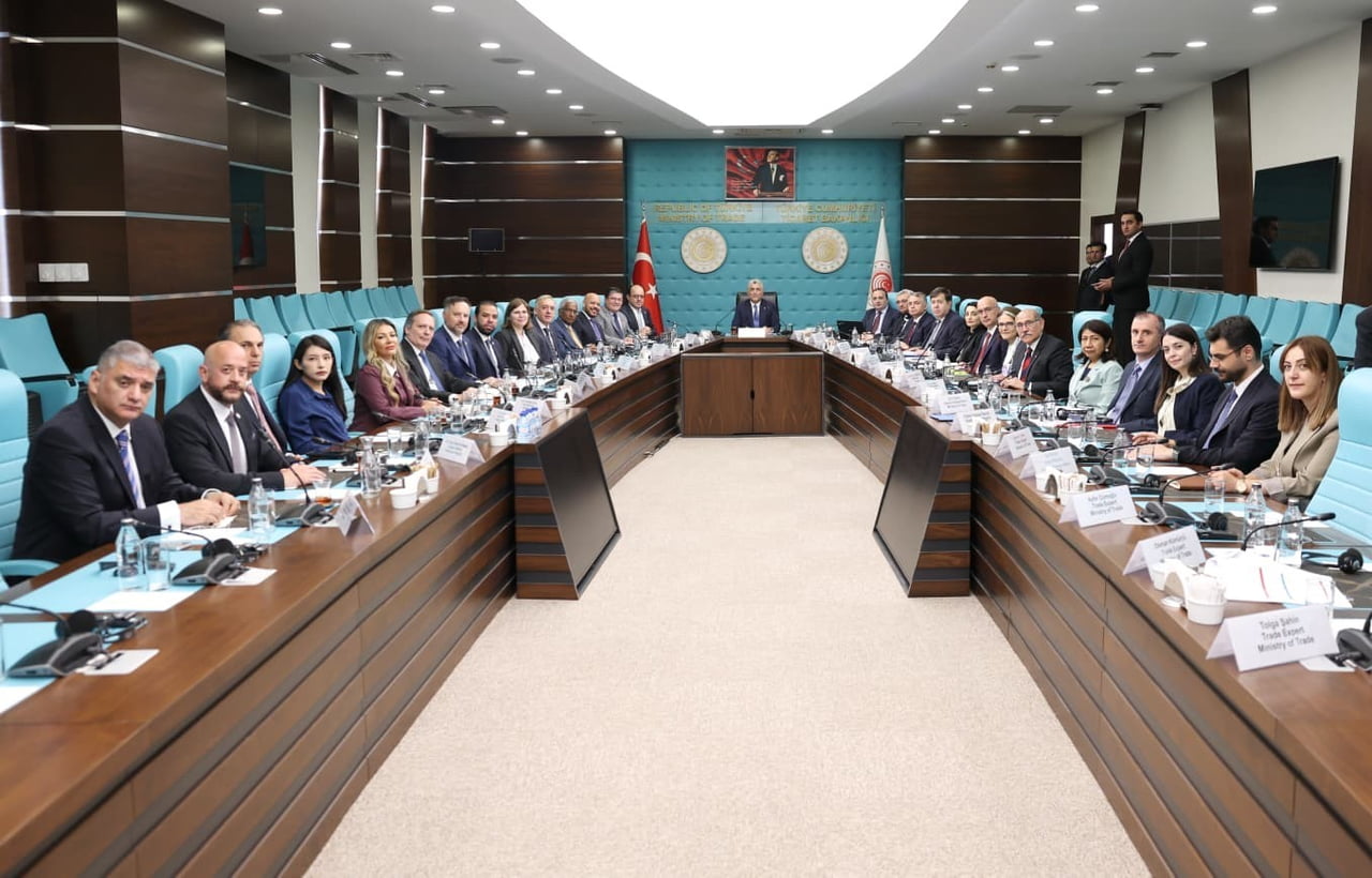 TİCARET BAKANI ÖMER BOLAT, LATİN AMERİKA ÜLKELERİNİN BÜYÜKELÇİLERİ İLE İSTİŞARE TOPLANTISI...