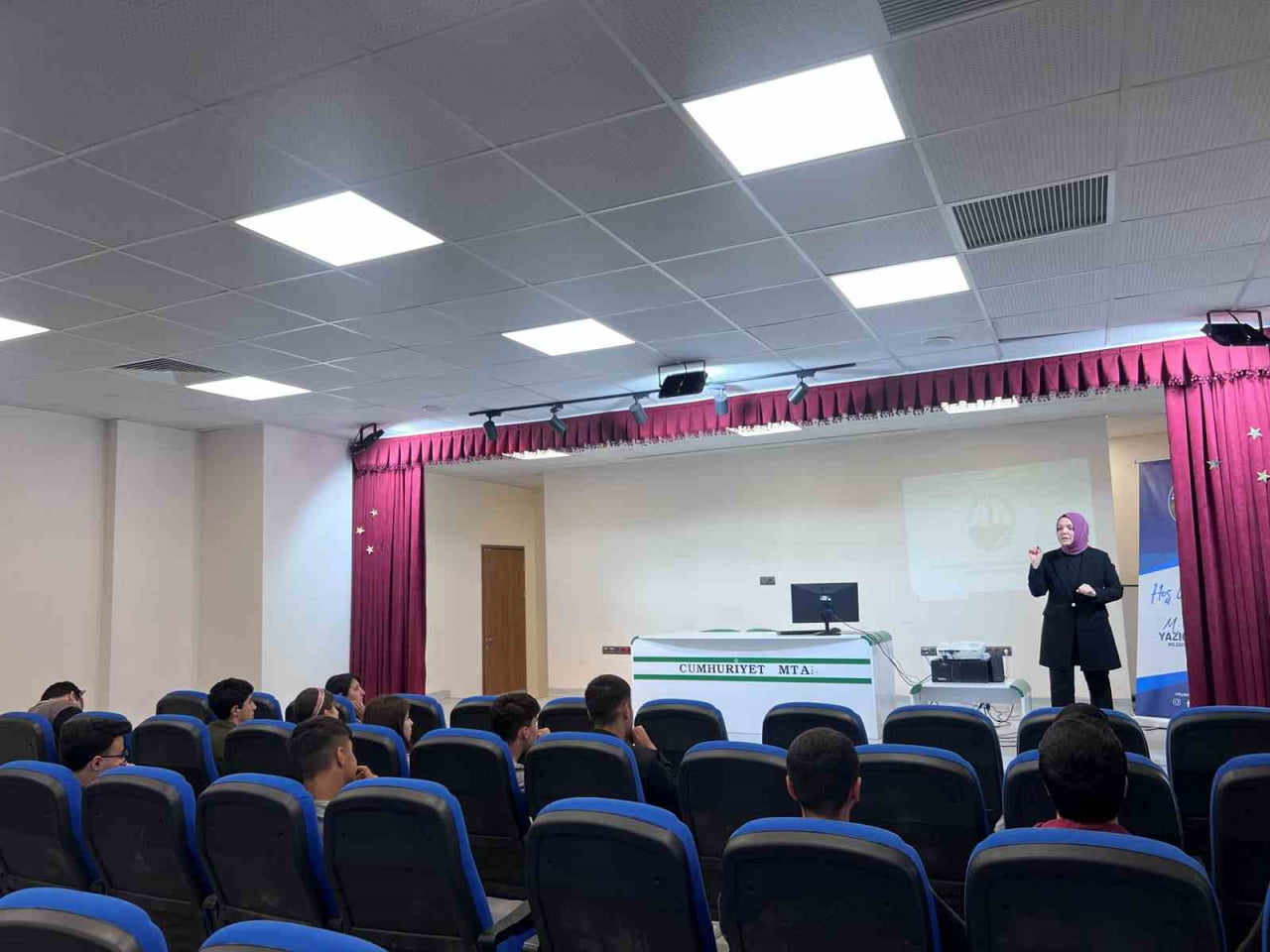 TOKAT BELEDİYESİ TARAFINDAN YKS’YE HAZIRLANAN ÖĞRENCİLERE YÖNELİK 23 LİSEDE DÜZENLENEN SINAV...