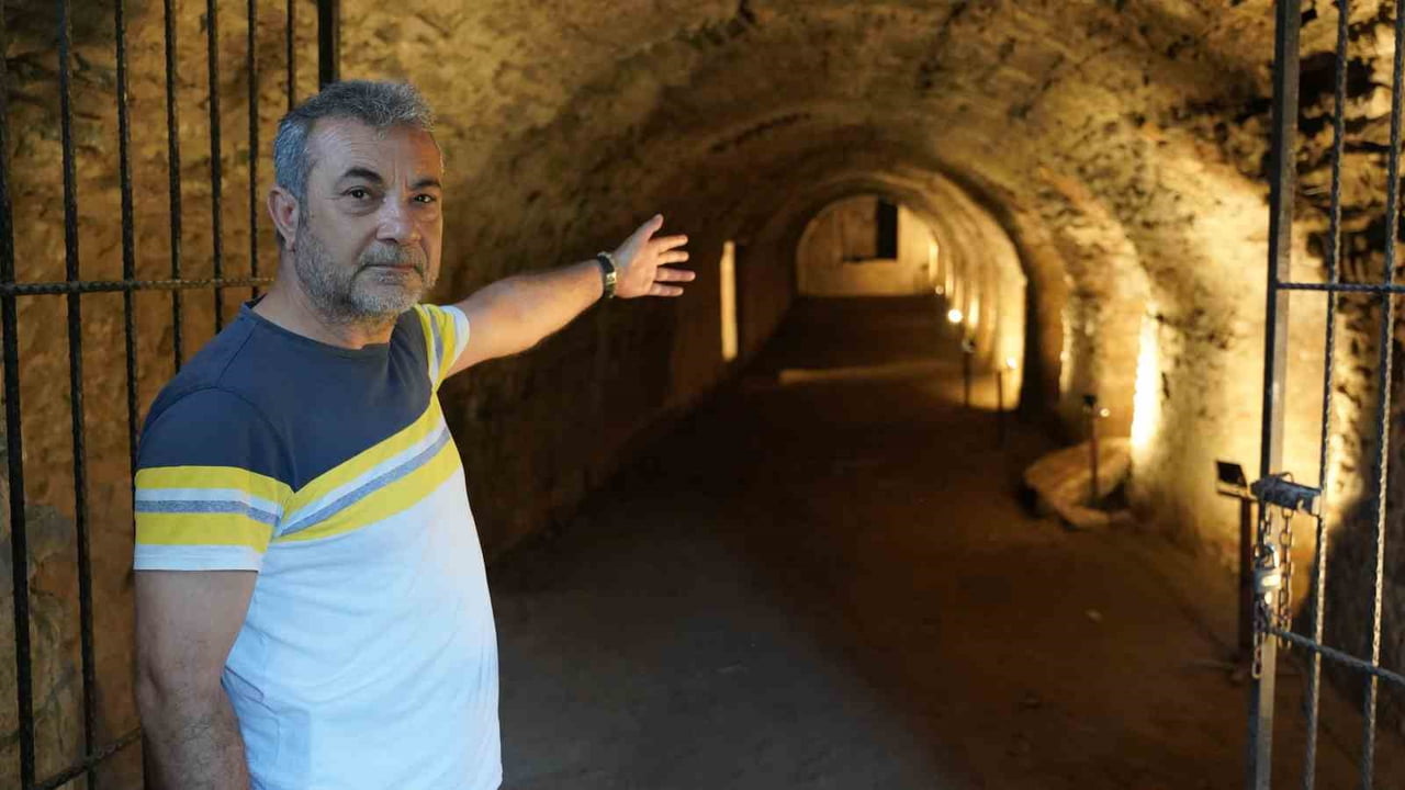 TOKAT’IN NİKSAR İLÇESİNDE BULUNAN YAKLAŞIK 1800 YILLIK ROMA ARSENALİ; ROMA’DAN OSMANLI’YA UZANAN...