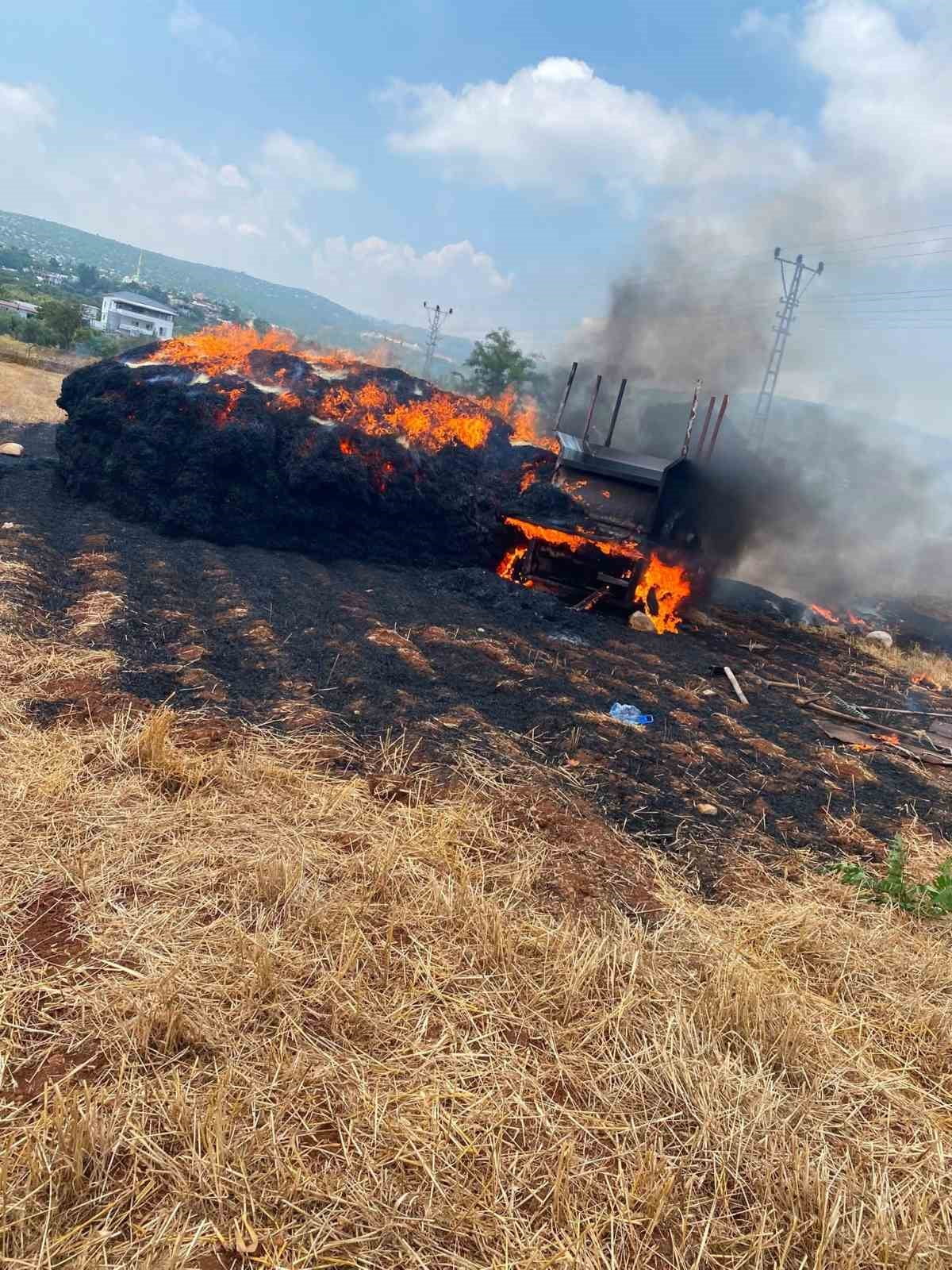 TOPAKLI MAHALLESİ’NDE HARMAN ÇALIŞMASI SIRASINDA ÇIKAN YANGINDA TONLARCA SAMAN BALYASI YANARAK KÜL...
