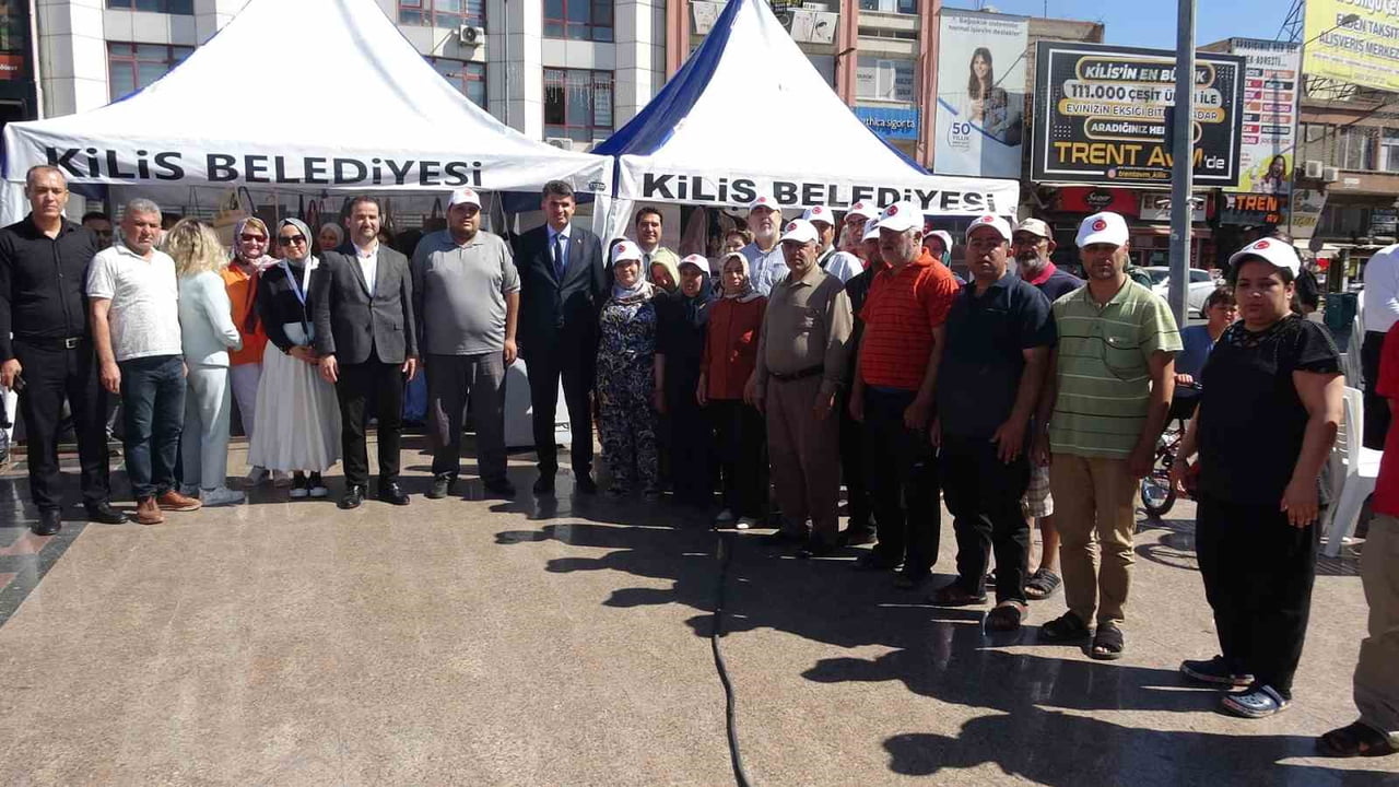 TOPLUM VE RUH SAĞLIĞI MERKEZİ'NİN EL SANATLARI SERGİSİ AÇILDI