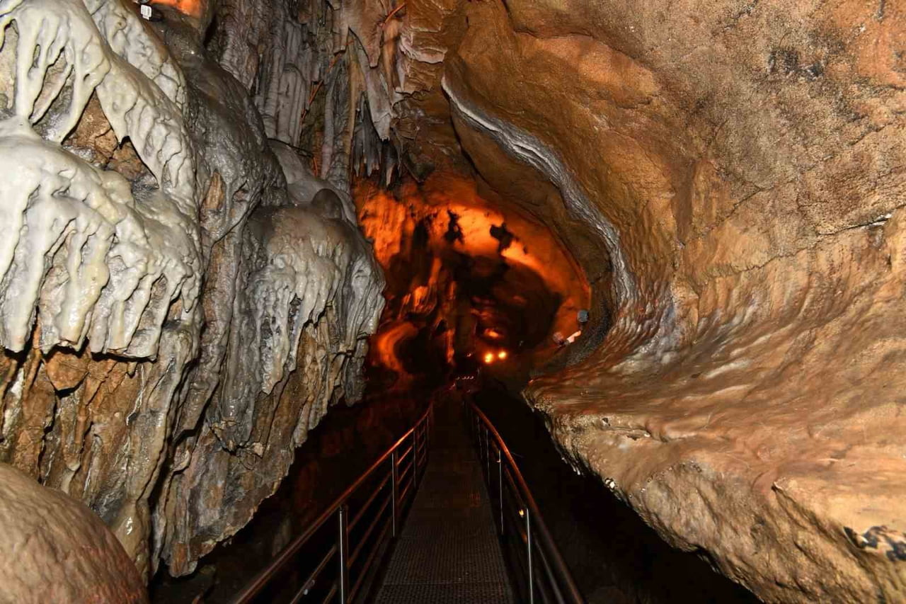 TRABZON'DA TURİZM DESTİNASYONLARI YOĞUN İLGİ GÖRÜYOR. KIZLAR MANASTIRI, ATATÜRK KÖŞKÜ, ÇAL...