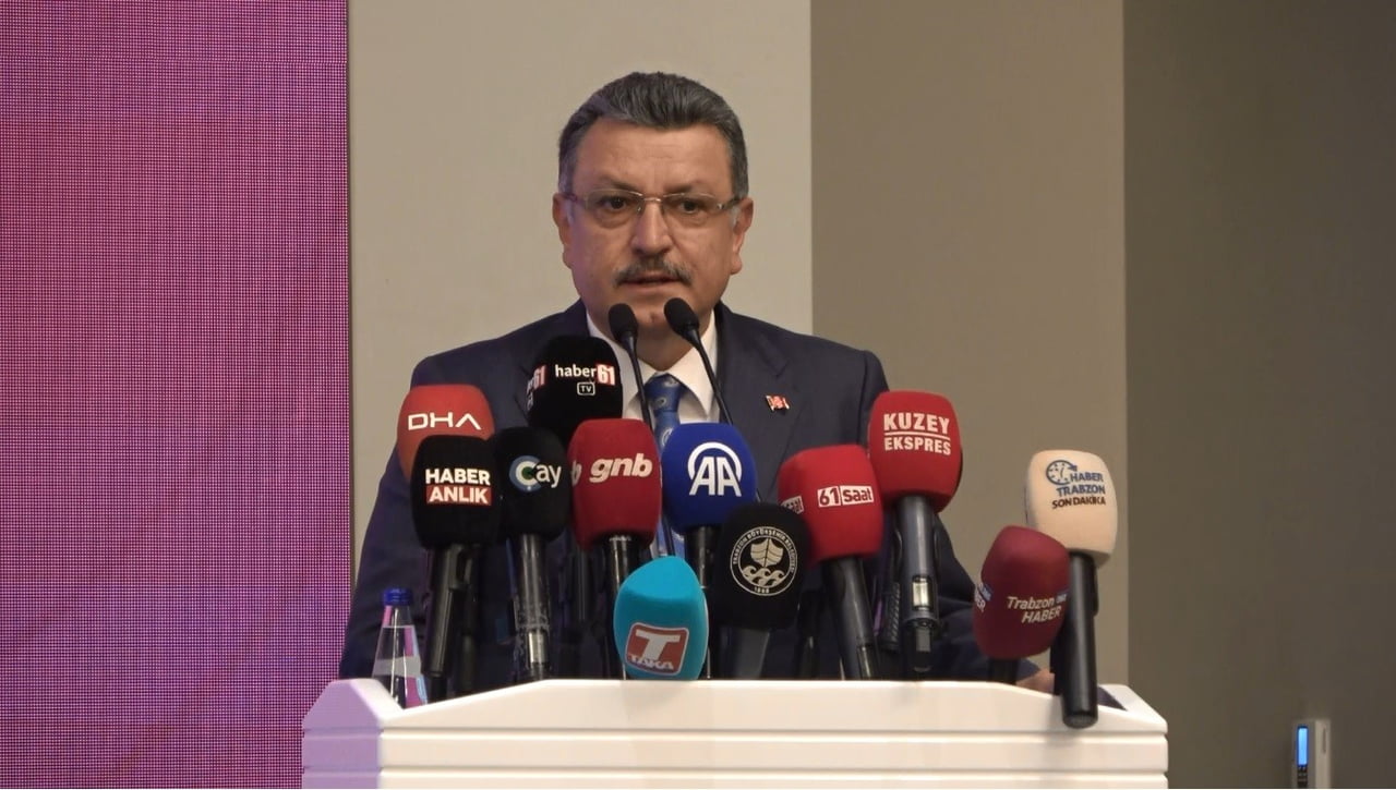 TRABZON TURİZM MASTER PLANI TOPLANTISINDA KONUŞAN TRABZON BÜYÜKŞEHİR BELEDİYE BAŞKANI AHMET METİN...