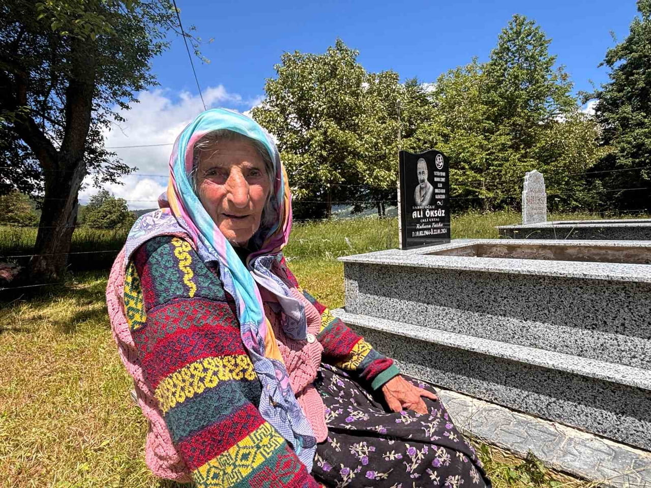 TRABZON’UN DÜZKÖY İLÇESİNDE YAŞAYAN FATİME ÖKSÜZ, 2022’DE EŞİ SABRİ ÖKSÜZ’Ü, 2024’TE İSE OĞLU ALİ...