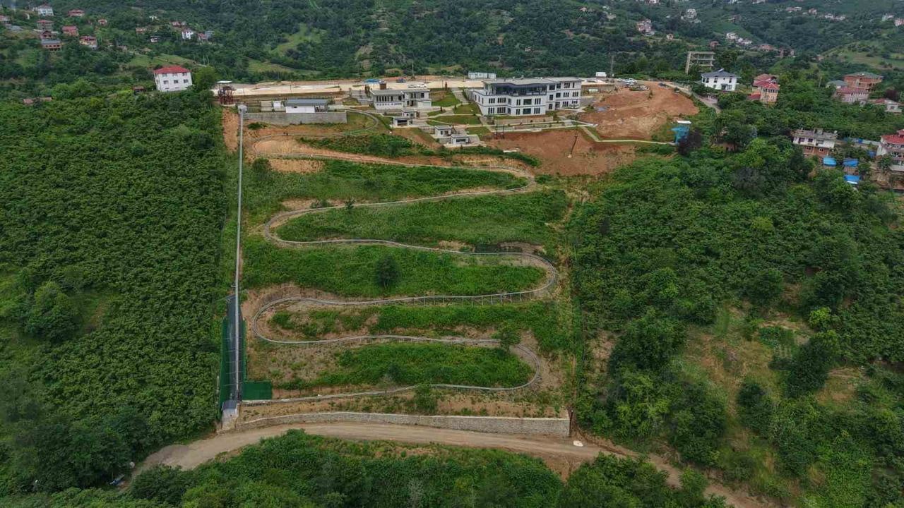 TRABZON’UN YOMRA İLÇESİNDE YAKLAŞIK 300 MİLYON LİRALIK YATIRIMLA İNŞA EDİLEN KARADENİZ BÖLGESİ’NİN...