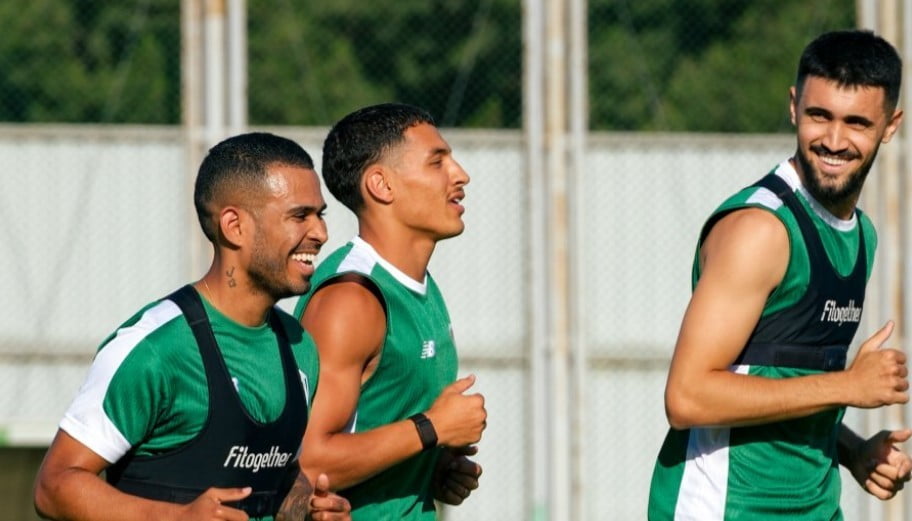 TRENDYOL 1. LİG’İN ÇİÇEĞİ BURNUNDA EKİBİ BURSASPOR, 2026-2027 SEZONU HAZIRLIKLARINA ÖZLÜCE İBRAHİM...