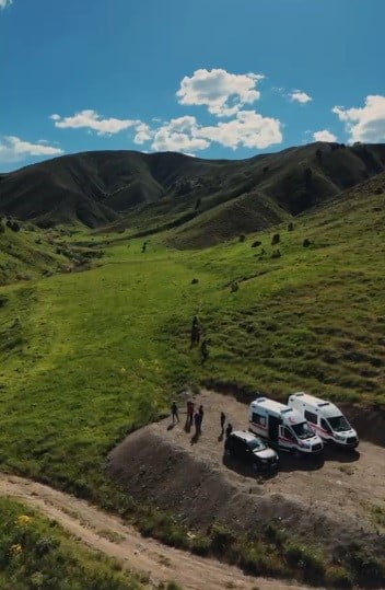 TUNCELİ'DE MANTAR TOPLAMAK İÇİN ARAZİYE ÇIKAN 3 KİŞİ AYI SALDIRISINDA YARALANDI.