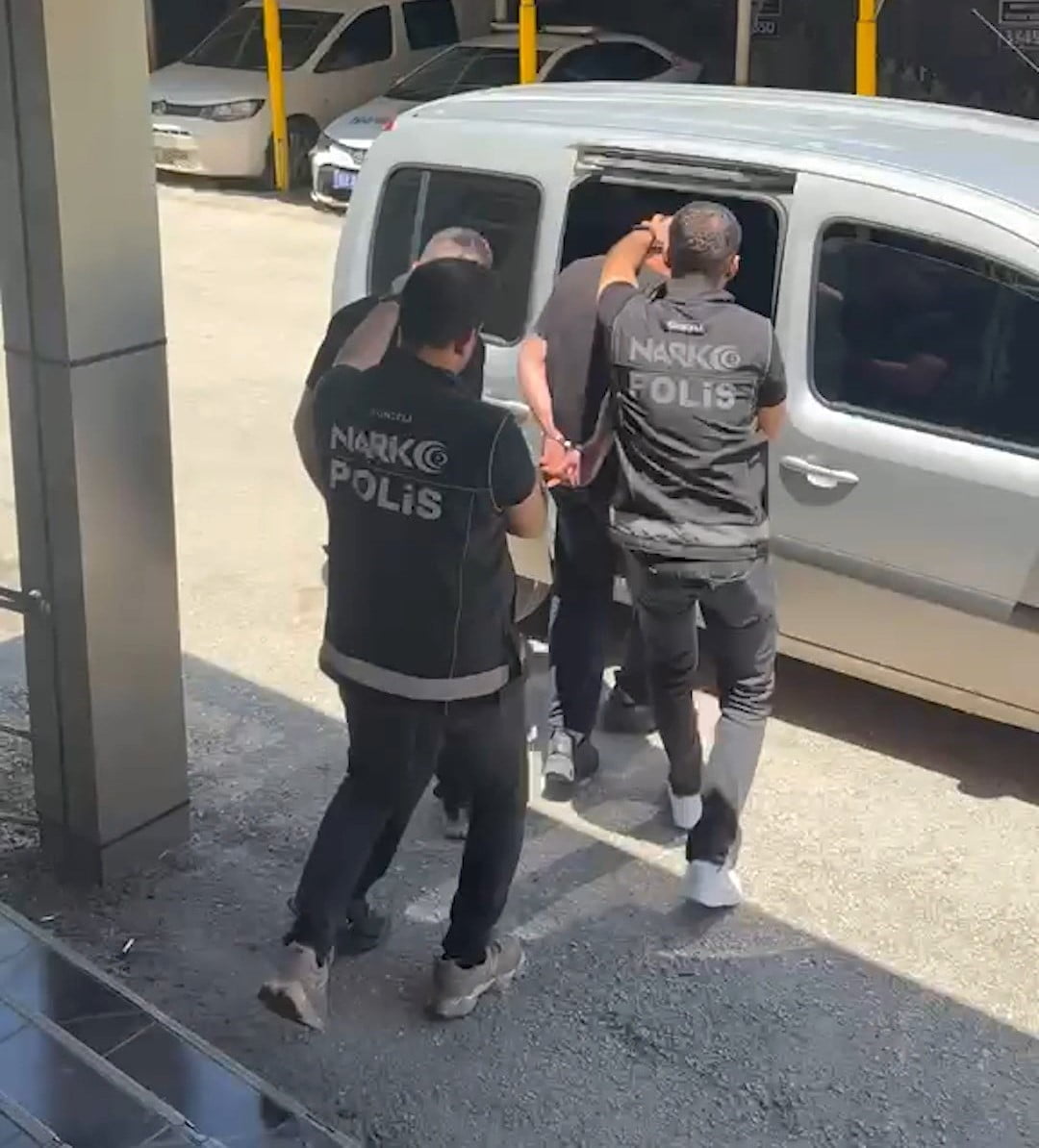 TUNCELİ'DE UYUŞTURUCUYLA MÜCADELE KAPSAMINDA POLİS EKİPLERİ TARAFINDAN YAPILAN ÇALIŞMADA, 2...