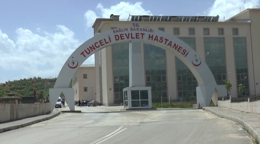 TUNCELİ’DE ARALIK AYI İTİBARİYLE HAYATA GEÇİRİLEN "HER GEBEYE BİR EBE" UYGULAMASIYLA BU SÜREÇTE...