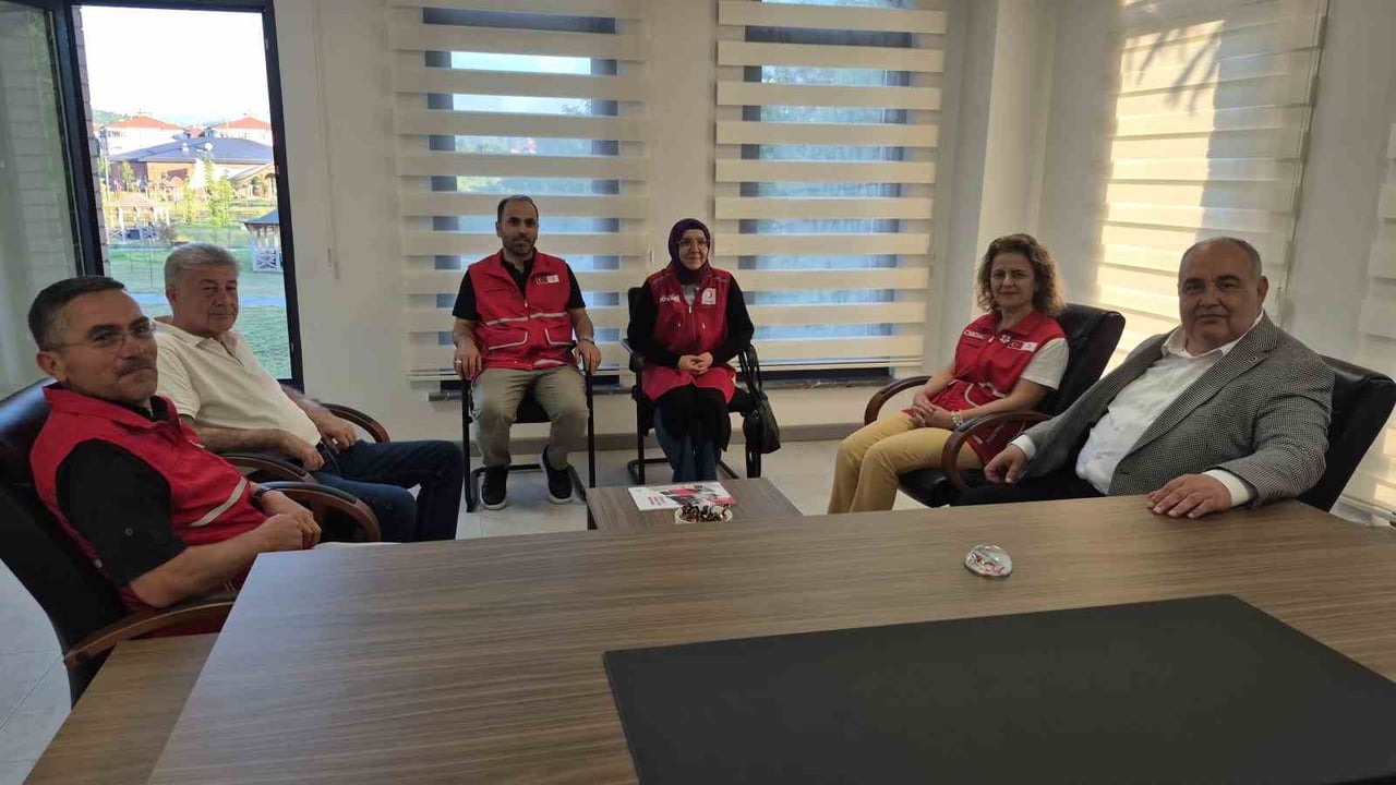 TÜRK KIZILAY'IN AK PARTİ BARTIN MİLLETVEKİLİ YUSUF ZİYA ALDATMAZ, TÜRK KIZLAYIINI 158. KURULUŞ...