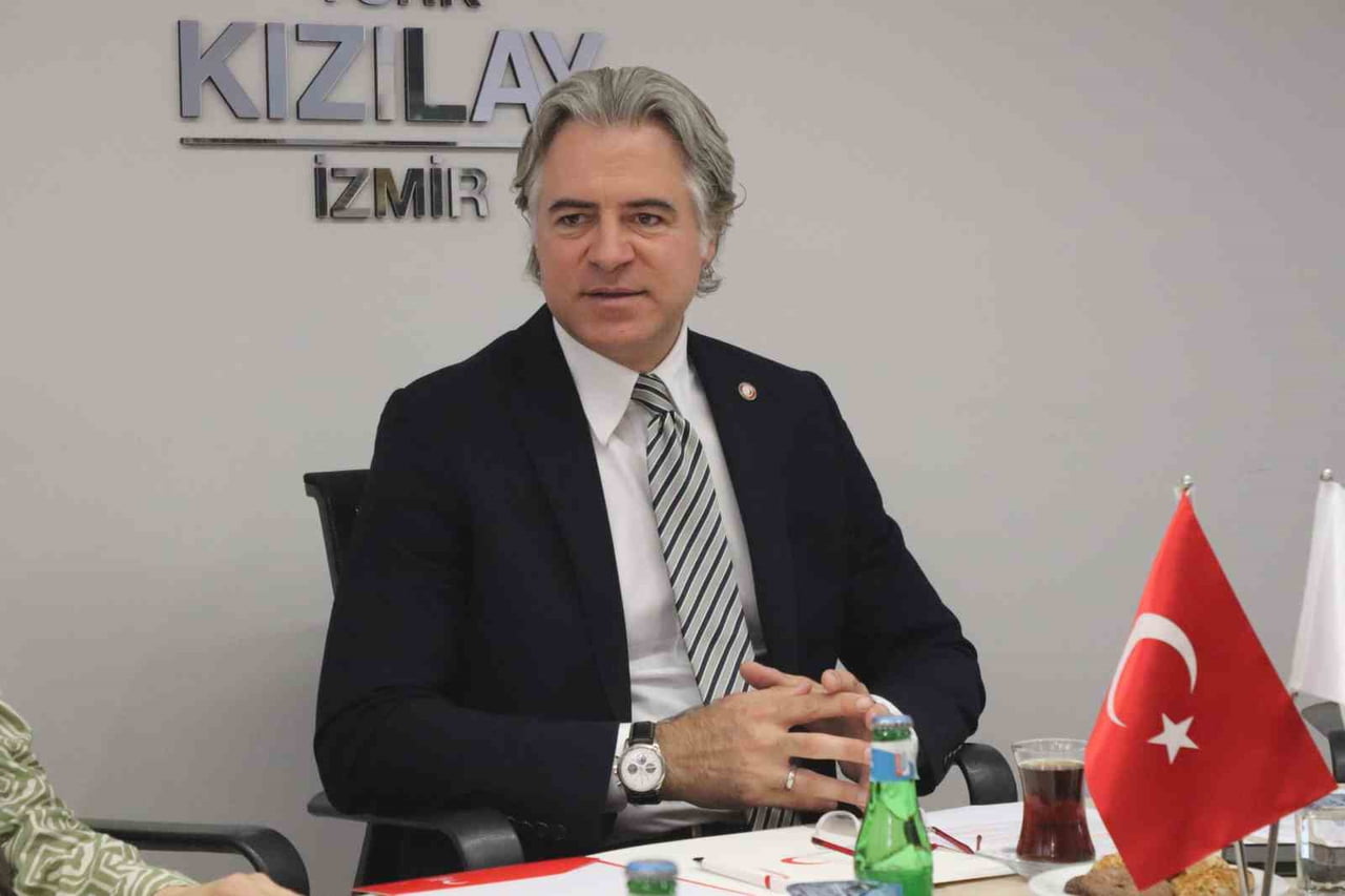 TÜRK KIZILAY İZMİR İL BAŞKANI KEREM FAHRİ BAYKALMIŞ