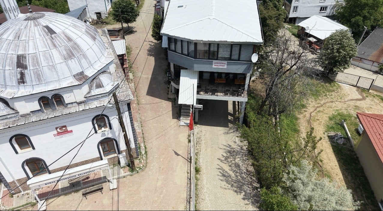 TÜRKİYE'DE SADECE 2 TANE VAR BİRİSİ İNEGÖL'DE MAHALLE KONAĞI GÖRENLERİ HAYRETE...