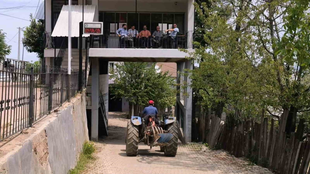 TÜRKİYE'DE SADECE 2 TANE VAR BİRİSİ İNEGÖL'DE MAHALLE KONAĞI GÖRENLERİ HAYRETE...