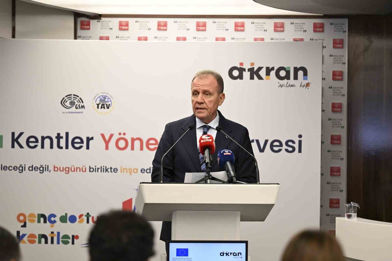 TÜRKİYE BELEDİYELER BİRLİĞİ VE MERSİN BÜYÜKŞEHİR BELEDİYE BAŞKANI VAHAP SEÇER, GENÇLERİN YEREL...