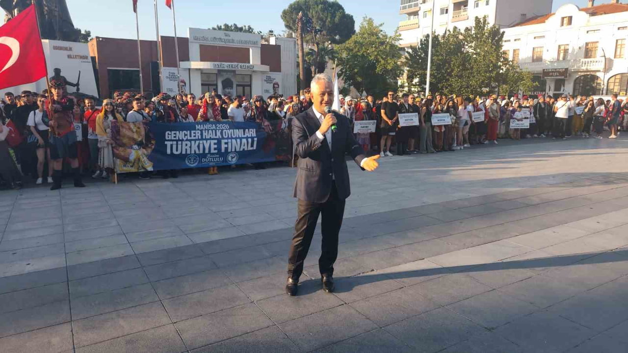 TÜRKİYE HALK OYUNLARI FEDERASYONU TARAFINDAN MANİSA'DA DÜZENLENEN TÜRKİYE HALK OYUNLARI FİNALLERİ...