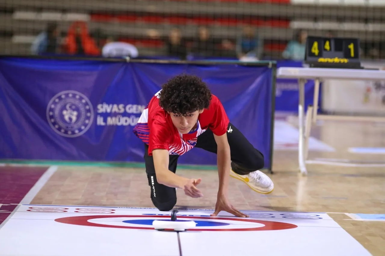 TÜRKİYE’NİN DÖRT BİR YANINDAN GENÇ SPORCULARIN KATILIMIYLA DÜZENLENECEK KÜÇÜKLER FLOOR CURLİNG...