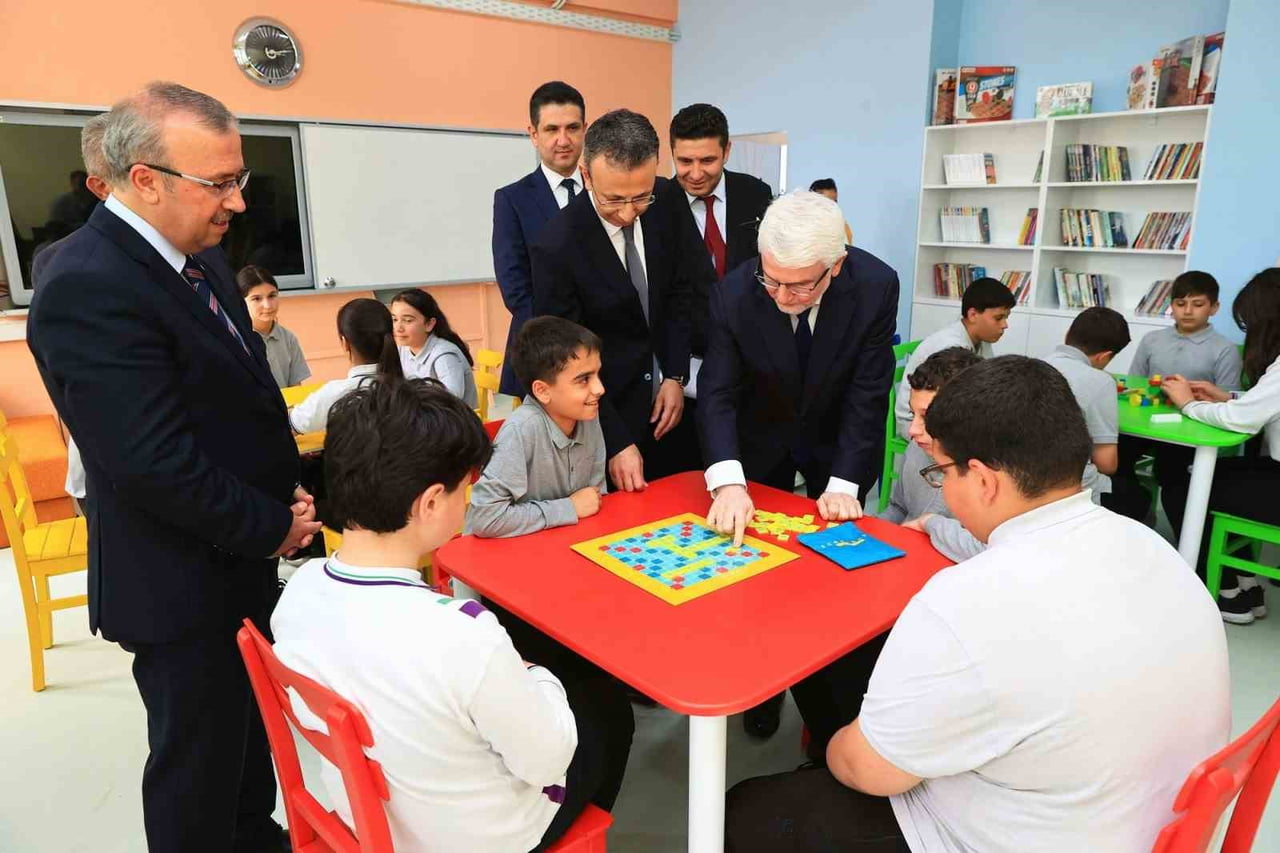 TÜRKİYE’NİN HAVACILIK MOTORLARINDAKİ LİDER ŞİRKETİ TEI, EĞİTİM ALANINDAKİ SOSYAL SORUMLULUK...