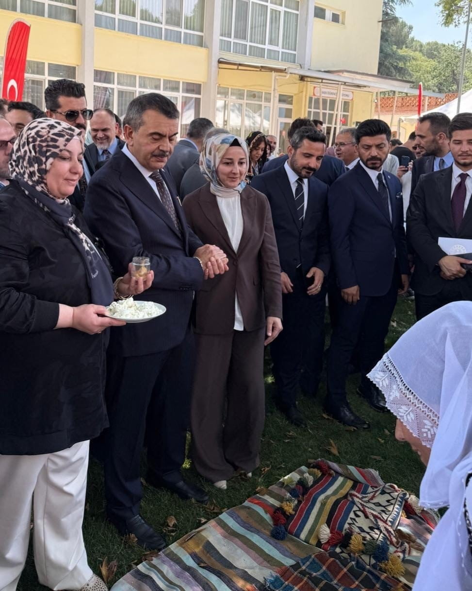 TÜRKİYE’NİN ZENGİN PEYNİR MİRASININ KORUNMASI VE GELECEK NESİLLERE AKTARILMASI AMACIYLA YÜRÜTÜLEN...